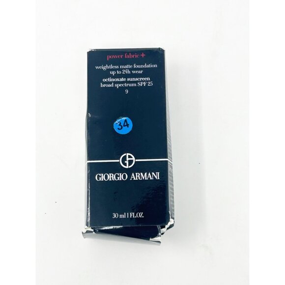 NIB Georgio Armani Weightless  Matte Foundation #9 - Picture 2 of 5